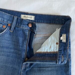 Madewell Women’s Dark Wash Cut Jeans